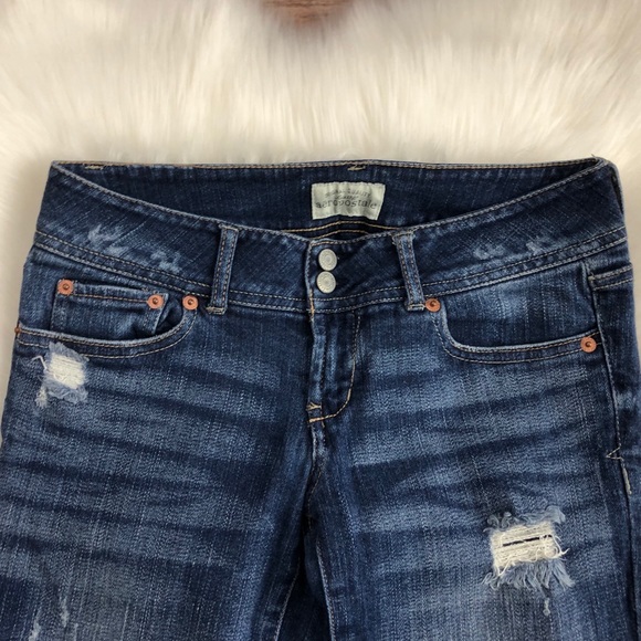 Aeropostale Low Rise Distressed Boot Cut Jeans - Picture 2 of 5